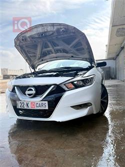 نيسان ماكسيما